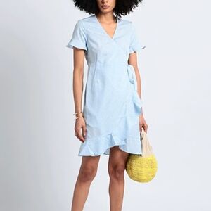 NWOT,Vero Moda Henna Frill Wrap Dress, Polka Dot, Size XS.